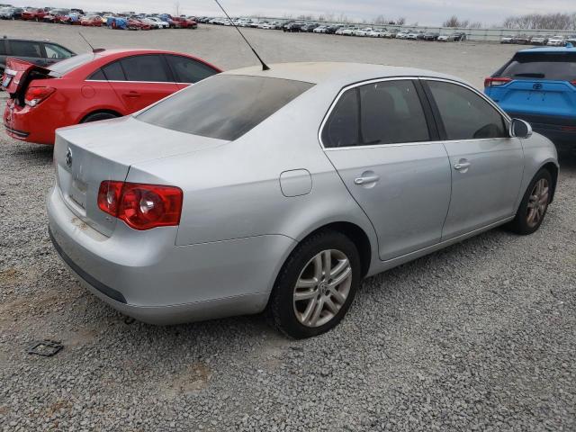 Photo 3 from auction – 2007 VOLKSWAGEN JETTA WOLF with VIN 3VWEF71K47M197692