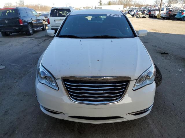 Photo 5 from auction – 2013 CHRYSLER 200 TOURIN with VIN 1C3CCBBB2DN672640