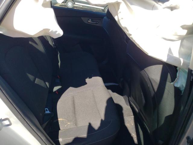 Photo 10 from auction – 2019 KIA FORTE FE with VIN 3KPF24AD9KE037992