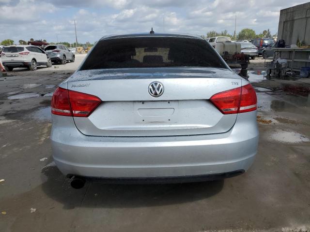 Photo 6 from auction – 2014 VOLKSWAGEN PASSAT S with VIN 1VWAS7A33EC102153