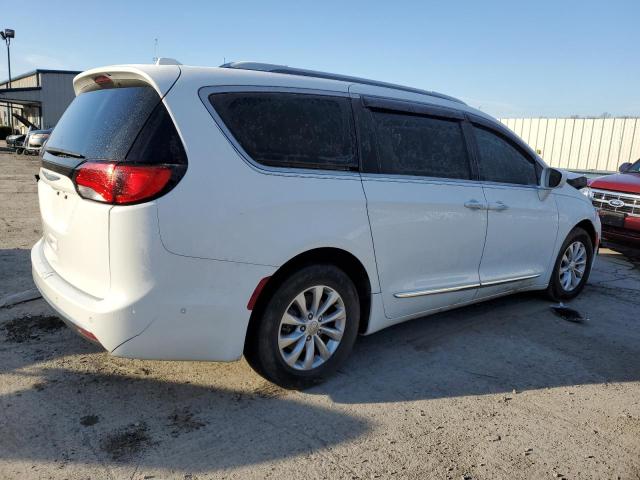 Photo 3 from auction – 2018 CHRYSLER PACIFICA T with VIN 2C4RC1BG2JR100378