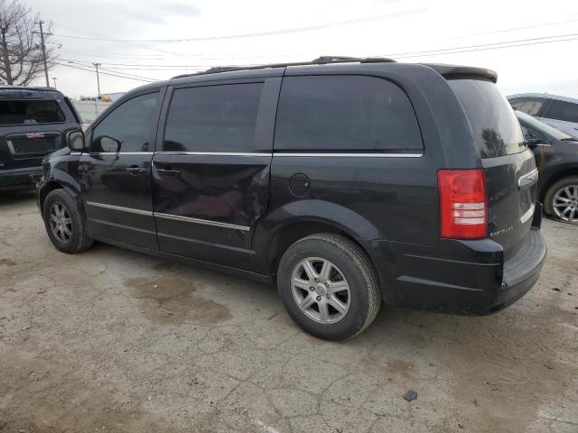 Photo 2 from auction – 2010 CHRYSLER TOWN & COU with VIN 2A4RR5D11AR253133