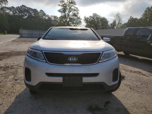 Photo 5 from auction – 2015 KIA SORENTO LX with VIN 5XYKTDA77FG603601