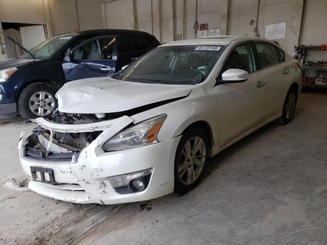 NISSAN ALTIMA 2.5 2014 with VIN 1N4AL3AP0EC152395 - Photo from auction
