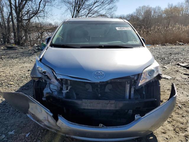 Photo 5 from auction – 2013 TOYOTA SIENNA XLE with VIN 5TDDK3DC7DS070034