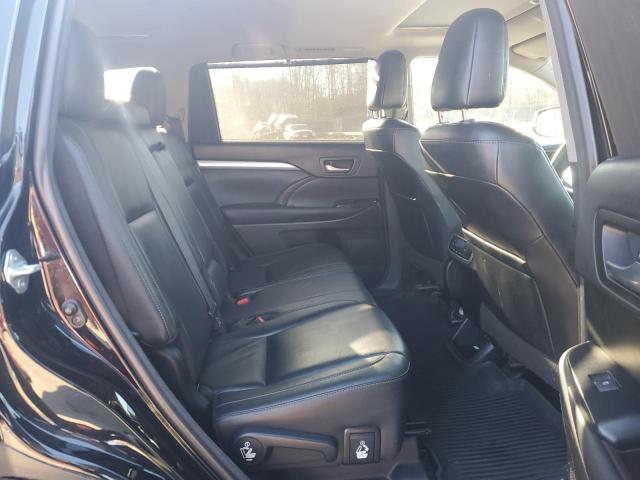 Photo 10 from auction – 2018 TOYOTA HIGHLANDER with VIN 5TDJZRFH3JS547595
