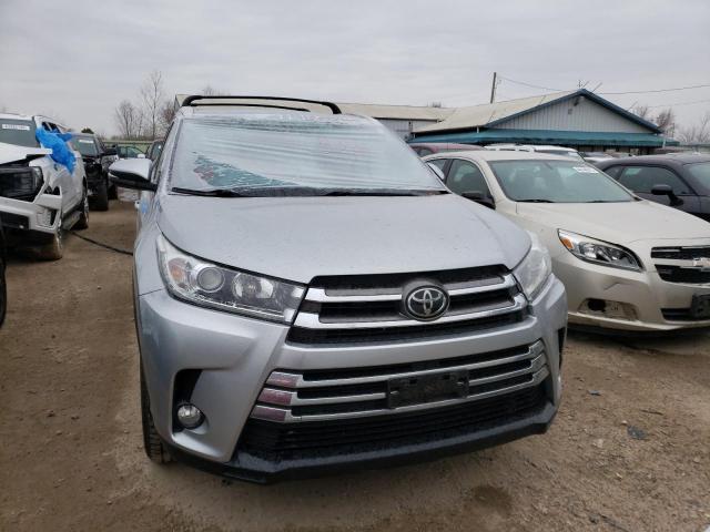 Photo 5 from auction – 2017 TOYOTA HIGHLANDER with VIN 5TDJZRFH8HS404975