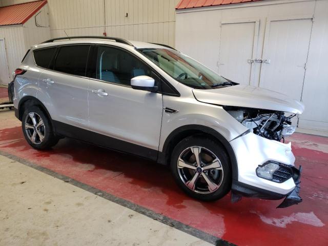 Photo 4 from auction – 2017 FORD ESCAPE SE with VIN 1FMCU9GD8HUD24070