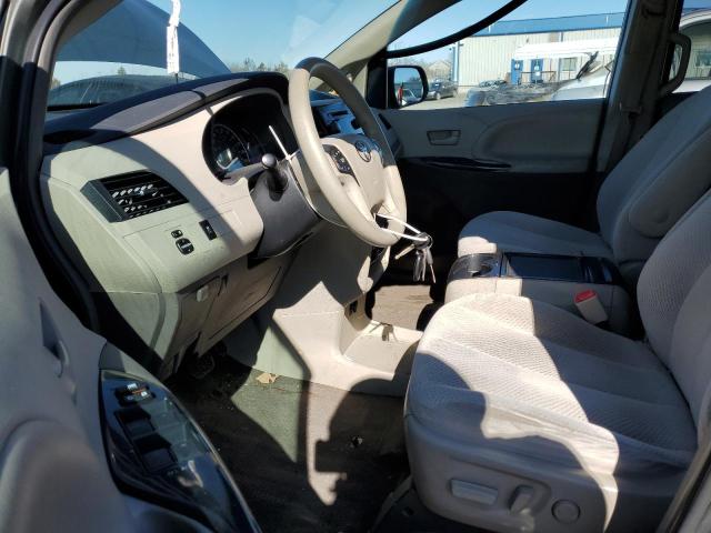 Photo 7 from auction – 2013 TOYOTA SIENNA LE with VIN 5TDKK3DC4DS300183