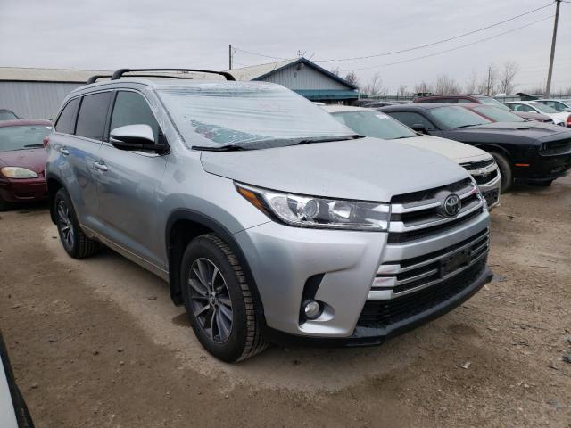 Foto 4 de la subasta – 2017 TOYOTA HIGHLANDER con VIN 5TDJZRFH8HS404975