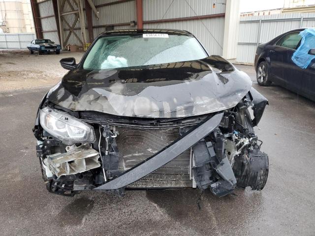 Photo 5 from auction – 2017 HONDA CIVIC LX with VIN 19XFC2F51HE078841