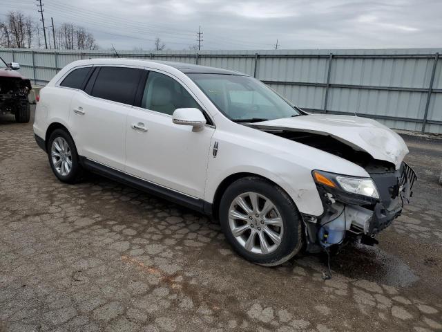 Zdjęcie 4 z aukcji – 2016 LINCOLN MKT z VIN 2LMHJ5AT9GBL01686