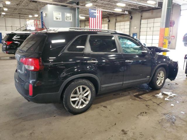 Photo 3 from auction – 2014 KIA SORENTO LX with VIN 5XYKTCA60EG476562