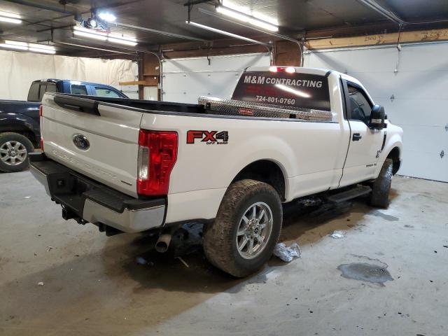 Photo 3 from auction – 2017 FORD F250 SUPER with VIN 1FTBF2B66HEB67997