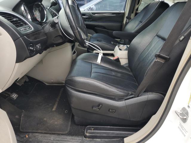 Photo 7 from auction – 2014 CHRYSLER TOWN & COU with VIN 2C4RC1BG0ER196257