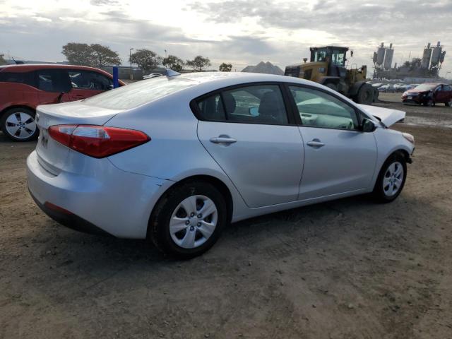 Photo 3 from auction – 2016 KIA FORTE LX with VIN KNAFX4A62G5577252