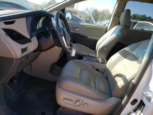 Photo 7 from auction – 2017 TOYOTA SIENNA XLE with VIN 5TDYZ3DC0HS772232