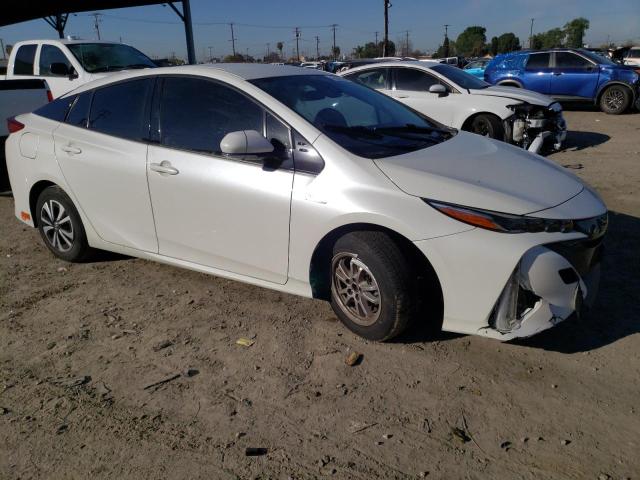 Photo 4 from auction – 2017 TOYOTA PRIUS PRIM with VIN JTDKARFP4H3049355