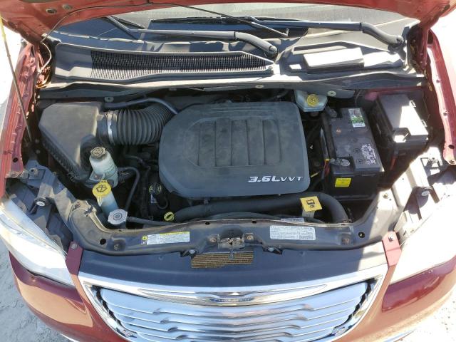 Photo 12 from auction – 2013 CHRYSLER TOWN & COU with VIN 2C4RC1BG5DR558758