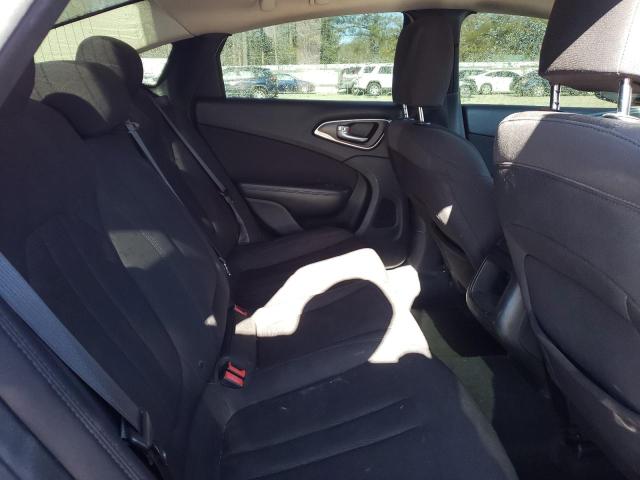 Photo 10 from auction – 2015 CHRYSLER 200 LIMITE with VIN 1C3CCCABXFN683346