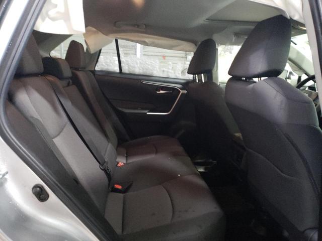 Photo 10 from auction – 2019 TOYOTA RAV4 XLE with VIN JTMP1RFV4KD020413