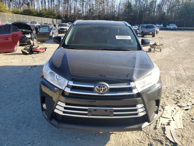 Photo 5 from auction – 2018 TOYOTA HIGHLANDER with VIN 5TDJZRFH3JS547595