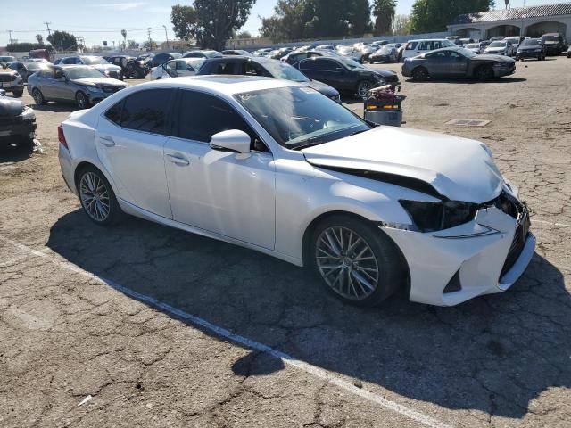 Photo 4 from auction – 2017 LEXUS IS 200T with VIN JTHBA1D26H5058876