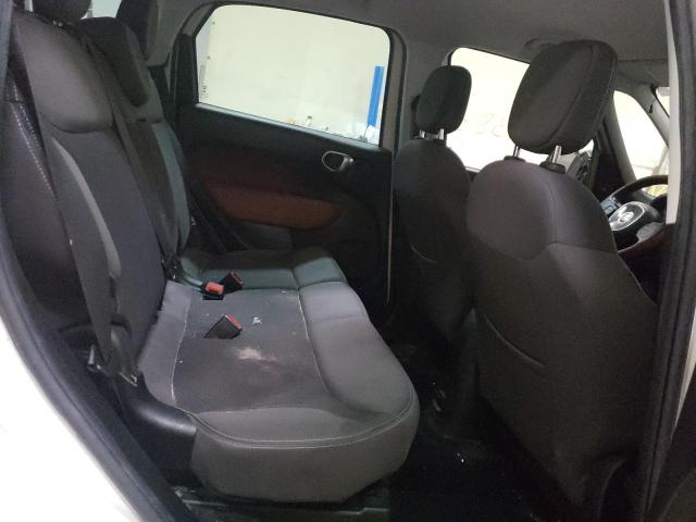 Photo 11 from auction – 2014 FIAT 500L TREKK with VIN ZFBCFADH7EZ020012
