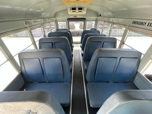 Photo 6 from auction – 2001 CHEVROLET EXPRESS CU with VIN 1GBJG31FX11195237