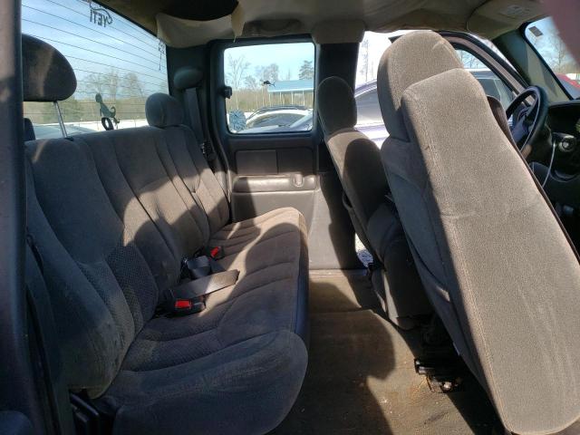 Photo 10 from auction – 2004 CHEVROLET SILVERADO with VIN 2GCEC19V841307234