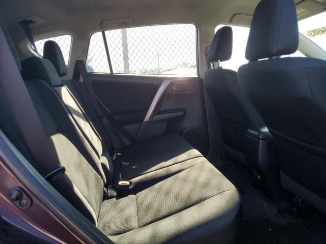 Photo 11 from auction – 2018 TOYOTA RAV4 LE with VIN 2T3BFREV1JW743537
