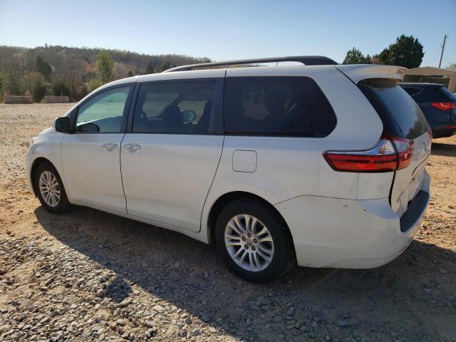 Photo 2 from auction – 2017 TOYOTA SIENNA XLE with VIN 5TDYZ3DC0HS772232