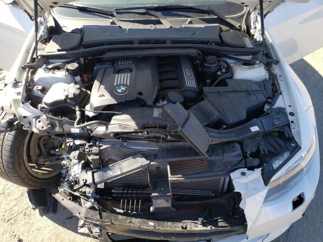 Photo 11 from auction – 2011 BMW 328 I with VIN WBADW3C51BE540131