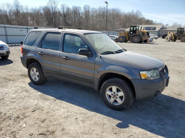 Photo 4 from auction – 2005 FORD ESCAPE XLS with VIN 1FMYU02Z25KC52102