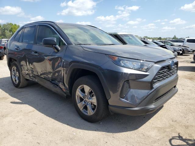 Photo 4 from auction – 2022 TOYOTA RAV4 LE with VIN JTMLWRFV3ND141065