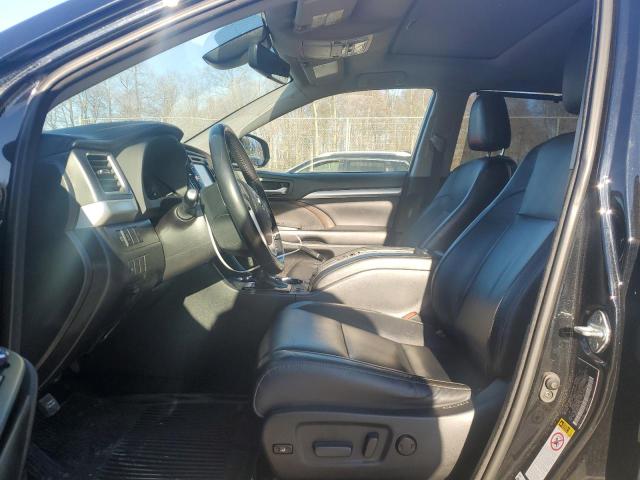 Photo 7 from auction – 2018 TOYOTA HIGHLANDER with VIN 5TDJZRFH3JS547595