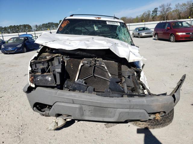 Photo 5 from auction – 2002 CHEVROLET AVALANCHE with VIN 3GNEC13T52G295451