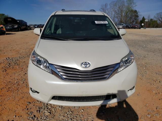 Photo 5 from auction – 2017 TOYOTA SIENNA XLE with VIN 5TDYZ3DC0HS772232