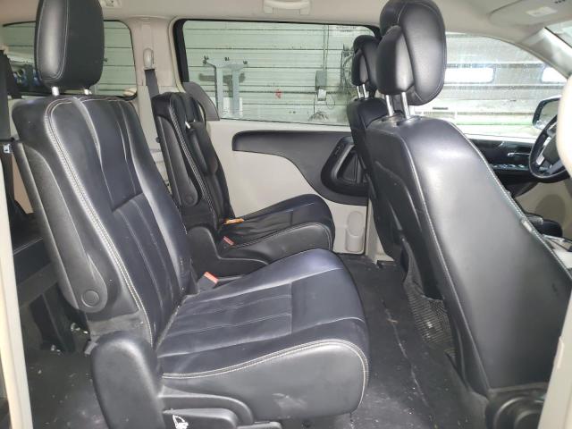 Photo 11 from auction – 2014 CHRYSLER TOWN & COU with VIN 2C4RC1BG2ER159436