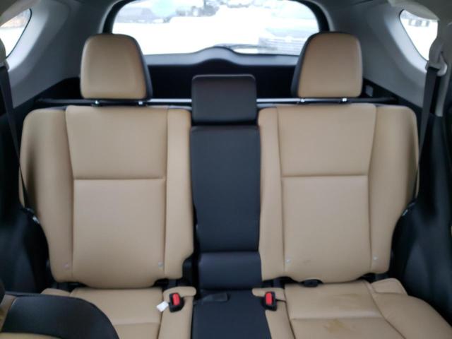 Photo 10 from auction – 2018 TOYOTA RAV4 LIMIT with VIN 2T3YFREV9JW477162