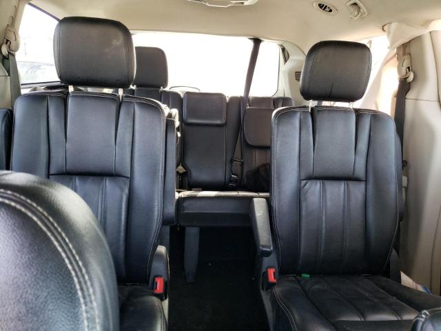 Photo 10 from auction – 2013 CHRYSLER TOWN & COU with VIN 2C4RC1BGXDR720206