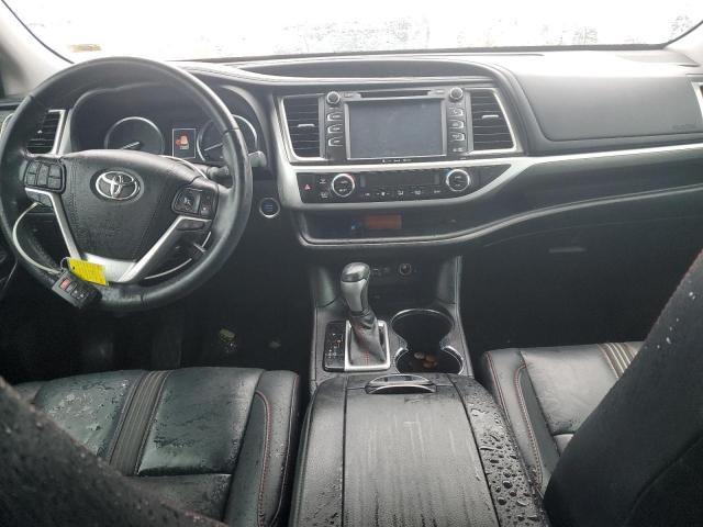 Photo 8 from auction – 2019 TOYOTA HIGHLANDER with VIN 5TDKZRFH4KS321796