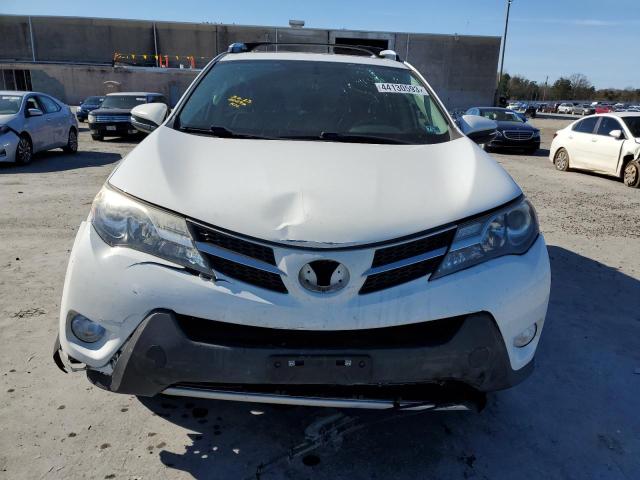 Photo 5 from auction – 2015 TOYOTA RAV4 XLE with VIN JTMRFREV9FD132156