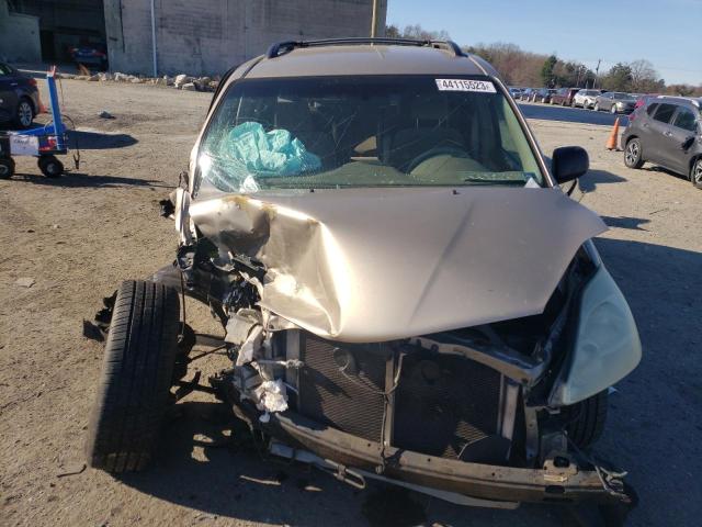 Photo 5 from auction – 2004 TOYOTA SIENNA LE with VIN 5TDBA23C94S005787