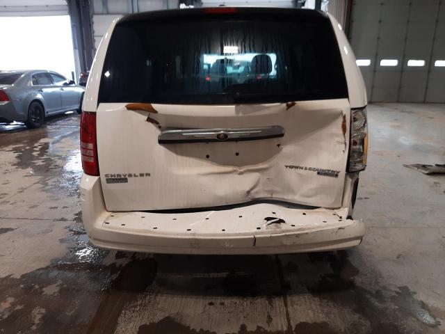Photo 6 from auction – 2010 CHRYSLER TOWN & COU with VIN 2A4RR5D10AR500920
