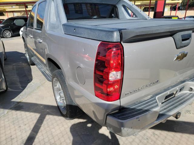 Photo 3 from auction – 2007 CHEVROLET AVALANCHE with VIN 3GNEC12057G179715