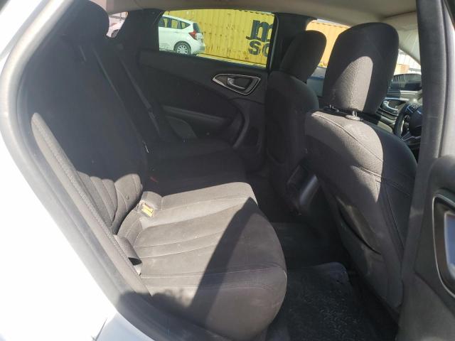 Photo 10 from auction – 2016 CHRYSLER 200 LIMITE with VIN 1C3CCCABXGN159194