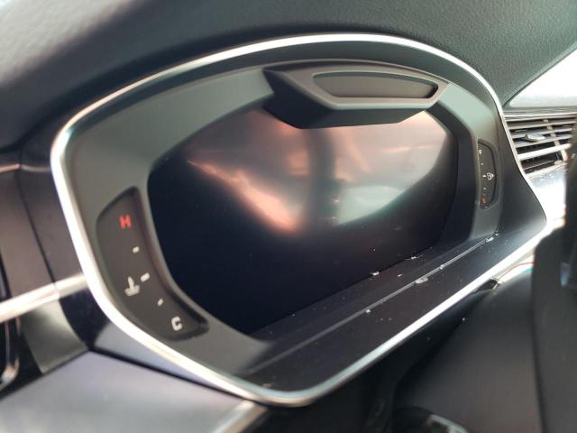 Photo 9 from auction – 2019 AUDI A8 L with VIN WAU8DAF80KN011741