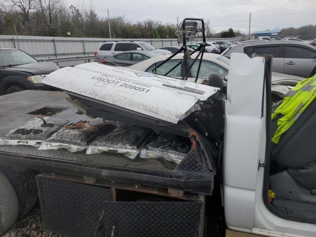 Photo 12 from auction – 2002 GMC NEW SIERRA with VIN 1GDJC34172F100821
