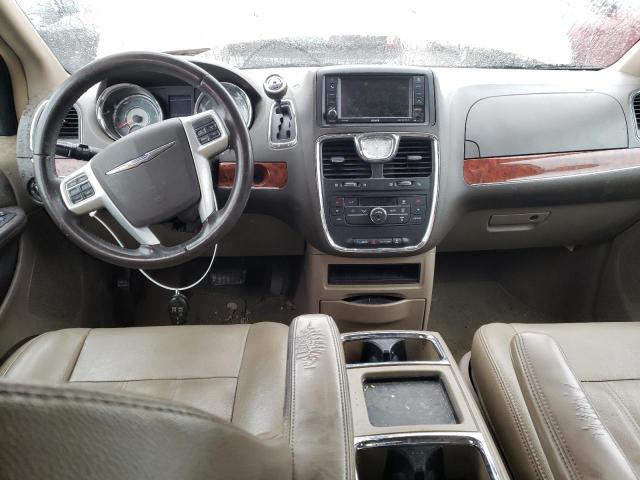 Photo 8 from auction – 2015 CHRYSLER TOWN & COU with VIN 2C4RC1BG8FR742398